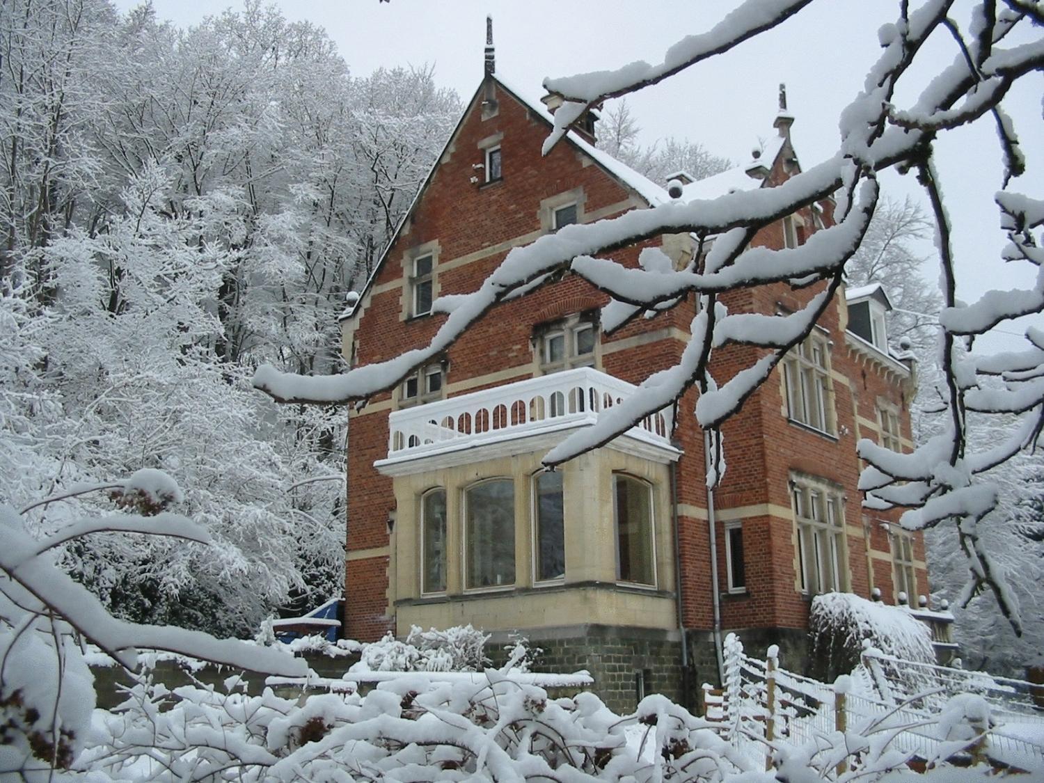 New-Castle Hotel Spa Exterior photo